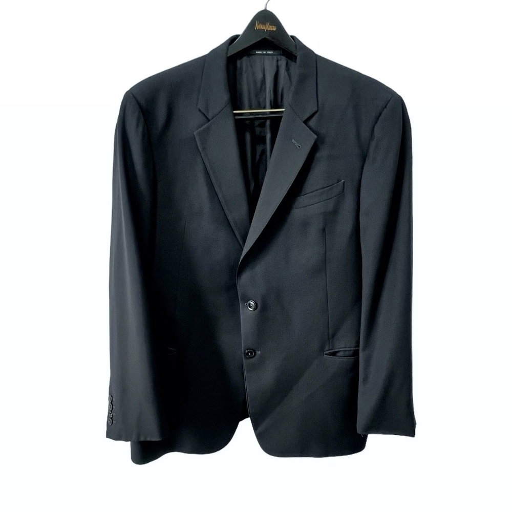 ARMANI COLLEZIONI BLACK PEAK LAPELS TWO-BUTTON VENTED WOOL BLAZER